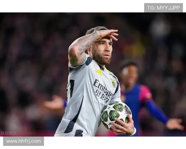 奥塔门迪头槌救主！本菲卡 10 人应战绝平博卡青年